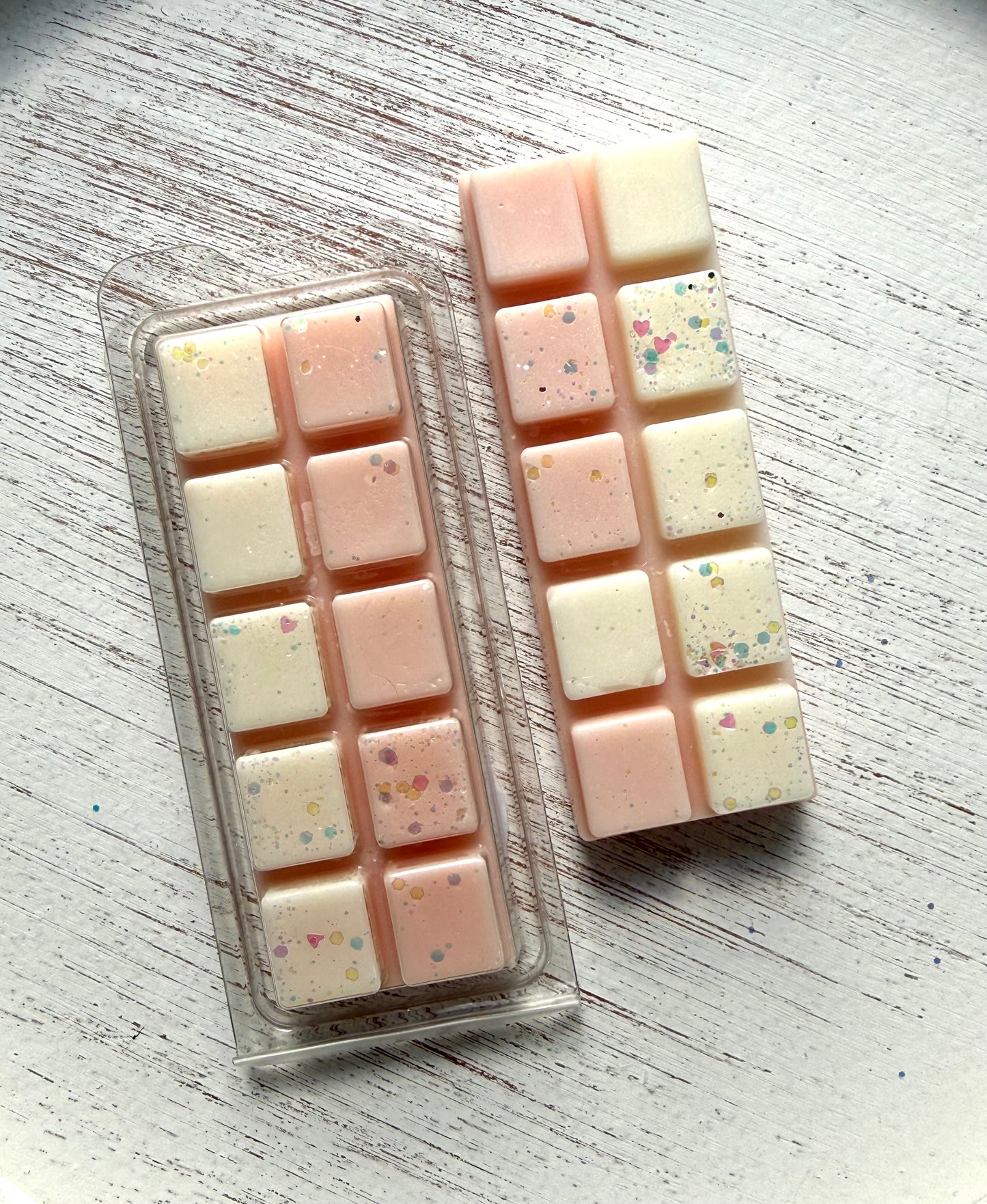 Strawberry & Lilly Snap Bar