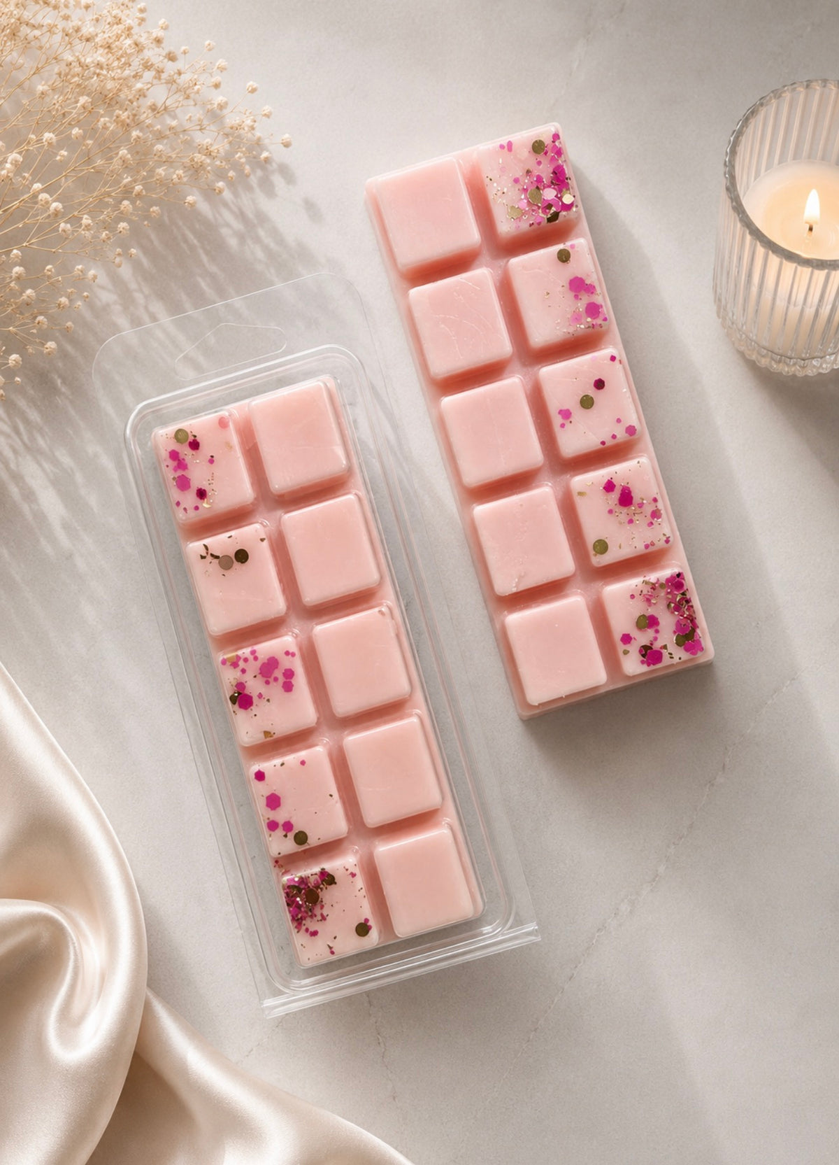 VS Pink Fizz Strawberries & Champagne Snap Bar